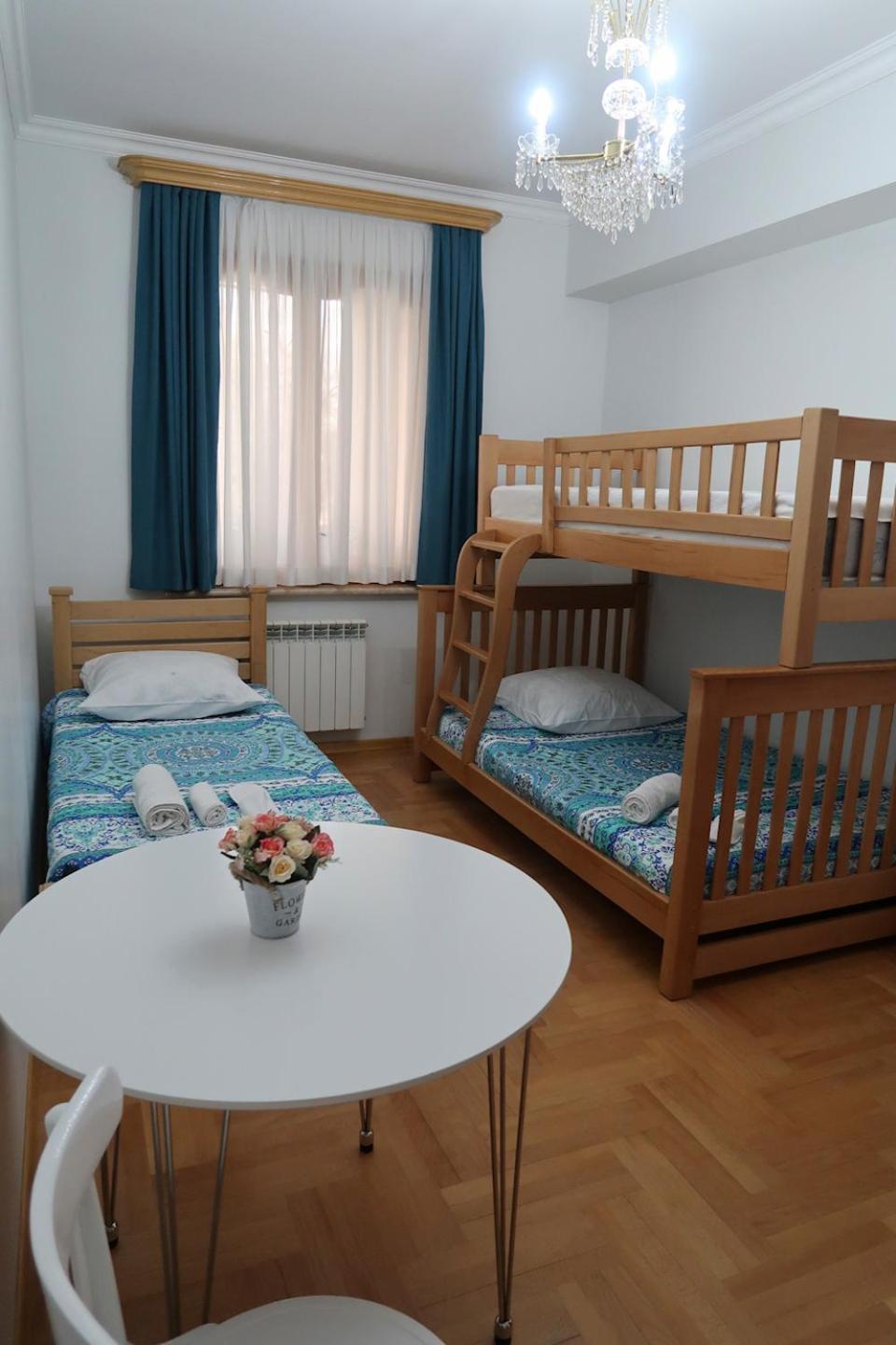 Guest House Merci 트빌리시 외부 사진